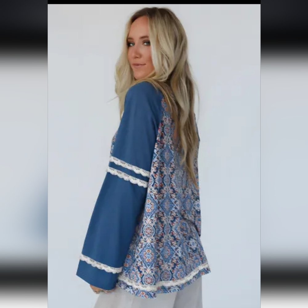 New Blue Patterned Lace Detail Women's Top - Picture 2 of 15